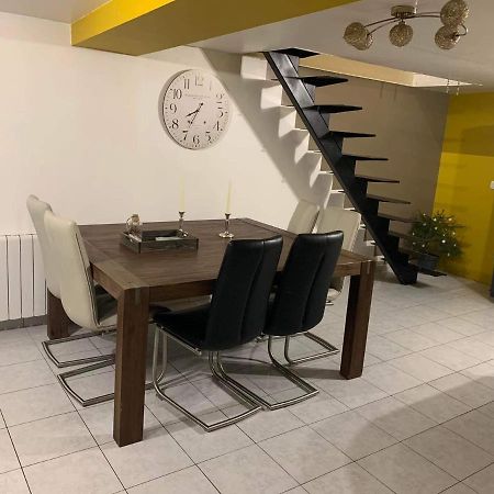 Rocroi: Gite De Bourgogne Esterno foto
